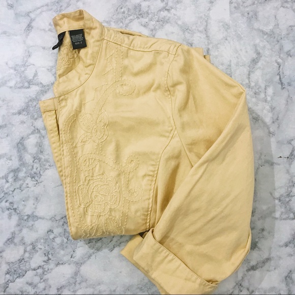 Chico’s Lightweight Floral Embroidered Coat - Picture 3 of 8